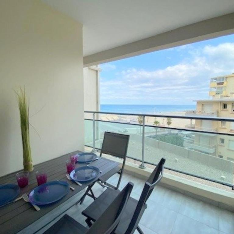 Charmant T2 en bord de mer pour 4 pers, terrasse avec vue - FR-1-696-15 - Appartement - 8