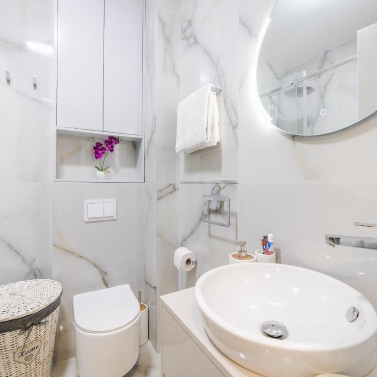 ZAFIRO SPA & RESIDENCE - One-Bedroom Apartment - 16