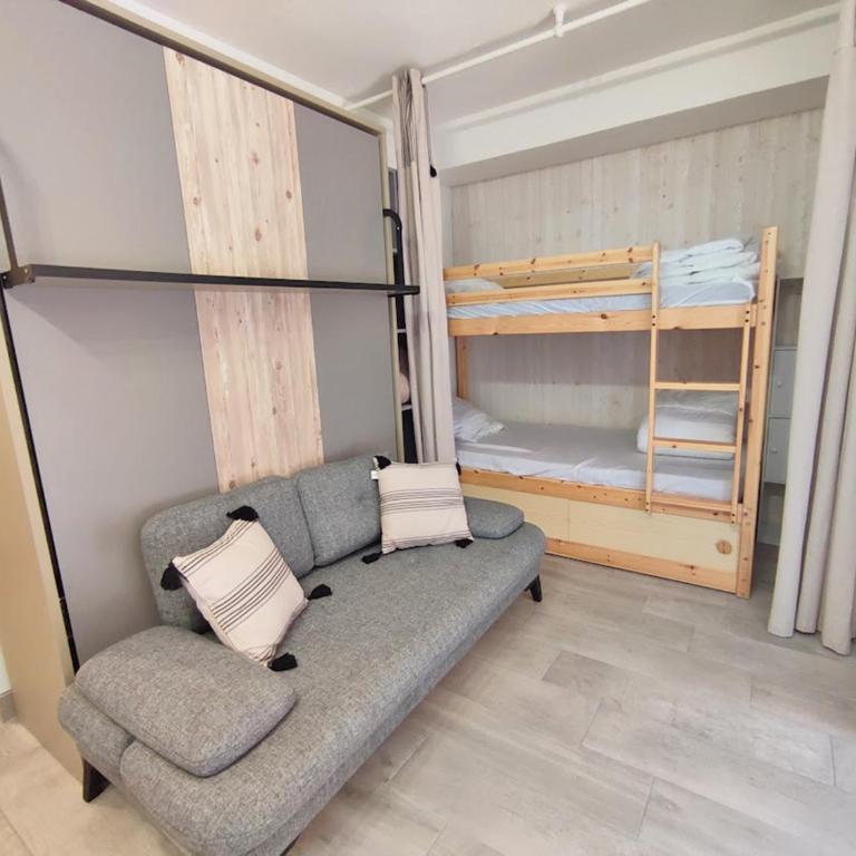 Le reflet des montagnes, studio, centre Luchon, 4 personnes - Studio - 2