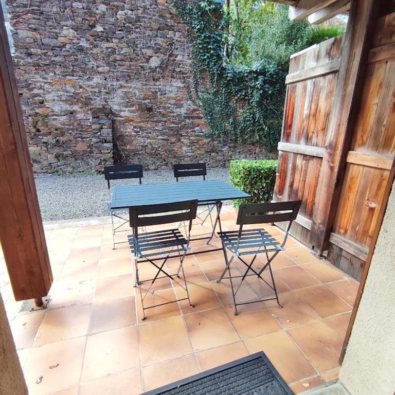 Le reflet des montagnes, studio, centre Luchon, 4 personnes - Studio - 9