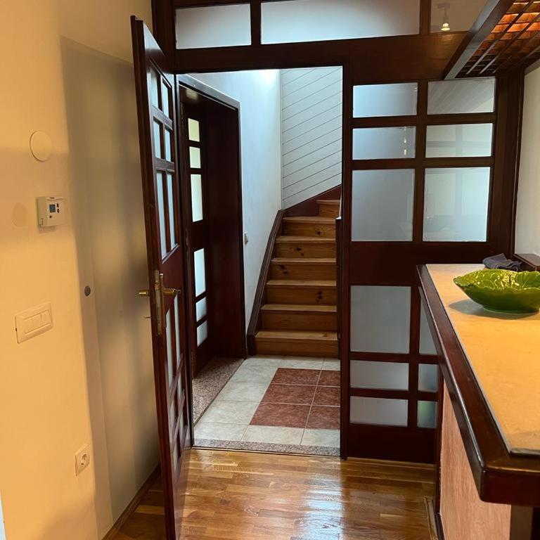 Happyland family home - Three-Bedroom Apartment - 26