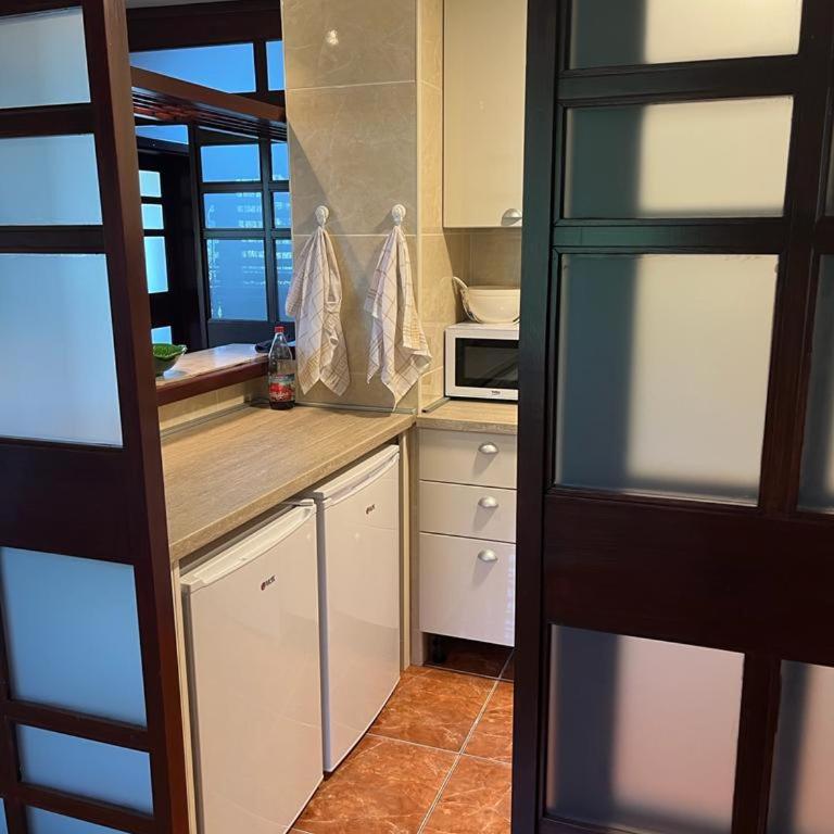 Happyland family home - Three-Bedroom Apartment - 18