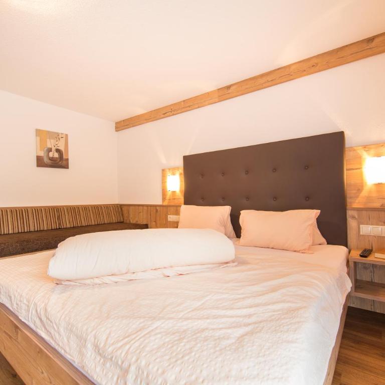 Gästehaus Falkner Ignaz - Comfort Apartment mit 2 Schlafzimmern und Balkon - 13