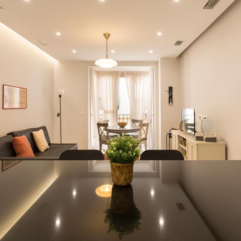 Apartamento San Isidro Centro - Two-Bedroom Apartment - 2
