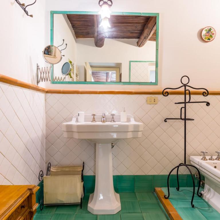 Residenza Capano Charming House by Napoliapartments - Appartamento Deluxe con 2 Camere da Letto - 44