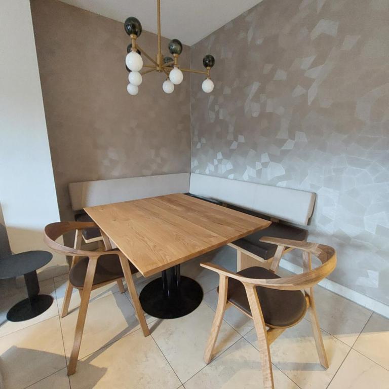 Auhof Wirtshaus & Suiten - Suite mit Balkon und kostenfreiem Eintritt ins Tauern Spa - 7