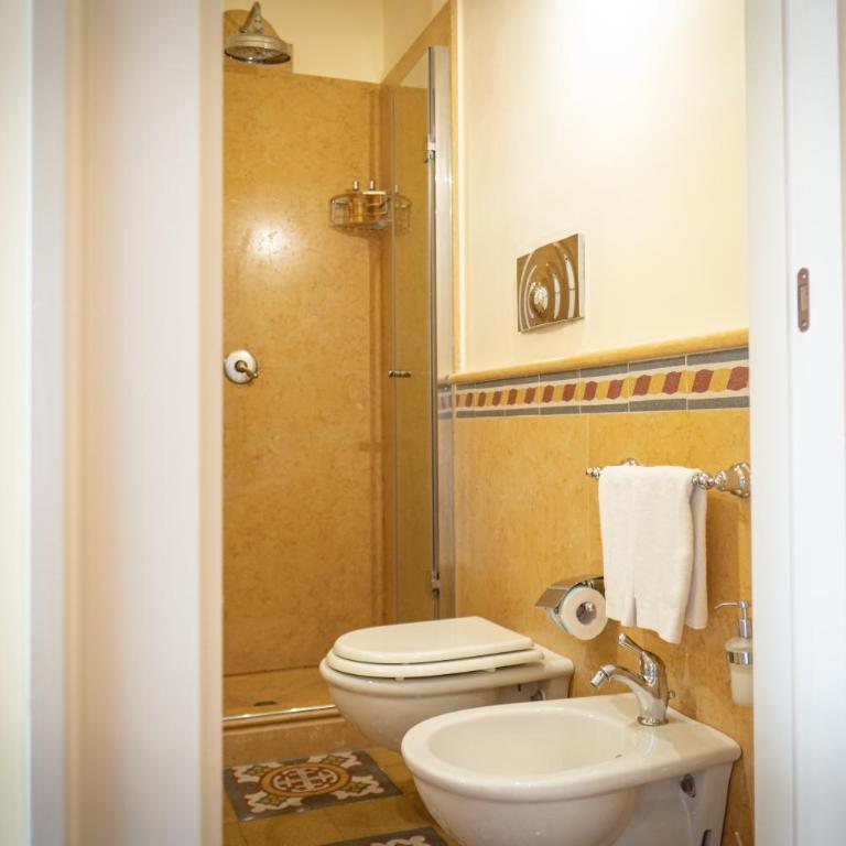 Casa Turchetti - Camera Doppia con Letti Singoli - 5