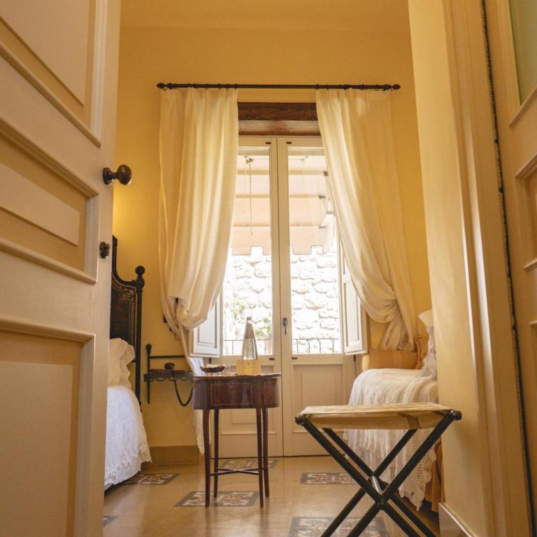 Casa Turchetti - Camera Doppia con Letti Singoli - 8