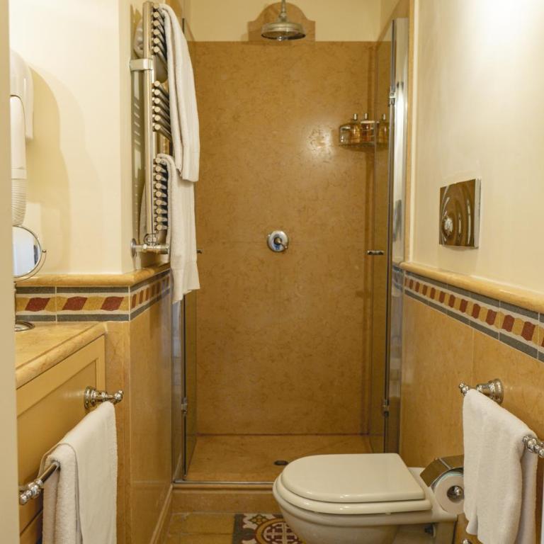 Casa Turchetti - Camera Doppia con Letti Singoli - 11