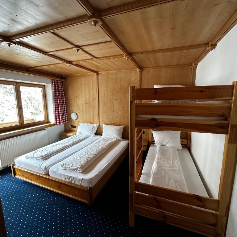 Brenners Dorfstube - Apartamento con balcón - 13