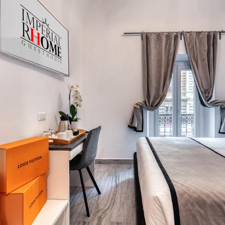 Imperial Rhome Guest House - Deluxe Double Room with Balcony - 1