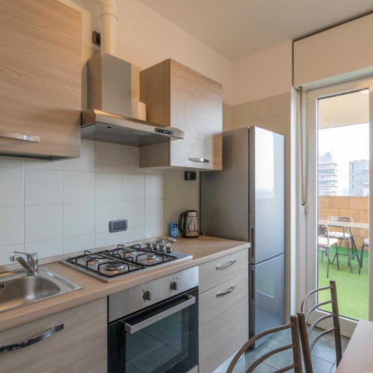 Splendida terrazza su Arcimboldi - Milano Bicocca - Appartamento con 1 Camera da Letto - 3