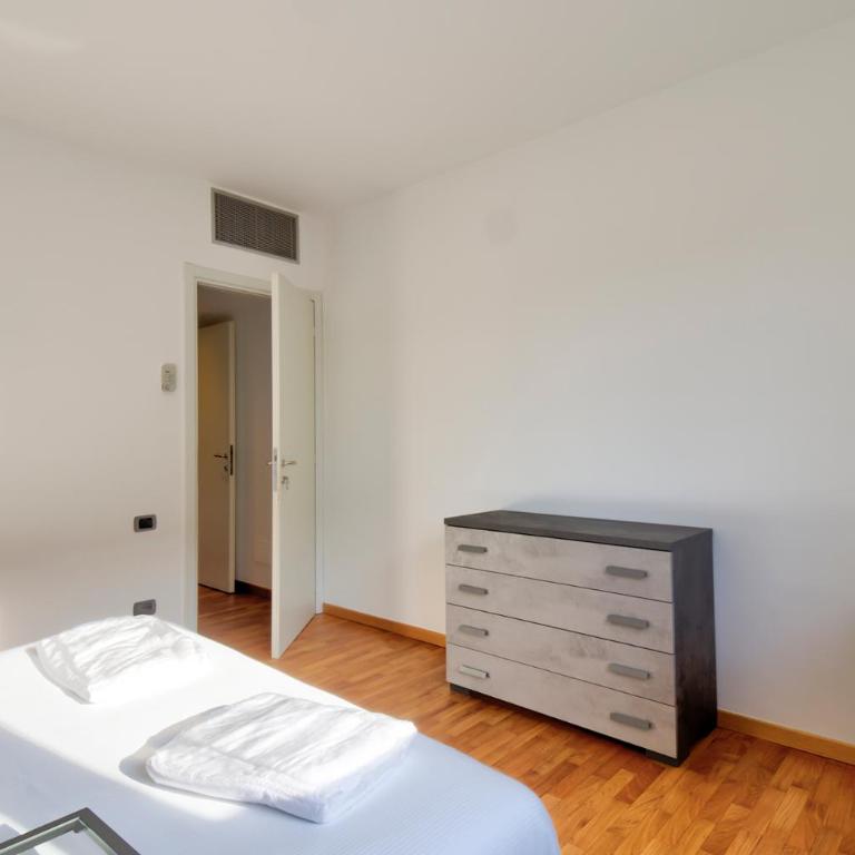 Splendida terrazza su Arcimboldi - Milano Bicocca - Appartamento con 1 Camera da Letto - 7