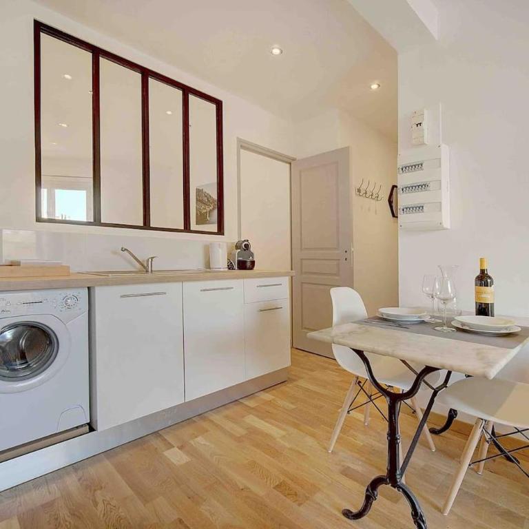 Le Max et Leo - 600m plage - Verrière côte d'Azur - Appartement avec Balcon - 4
