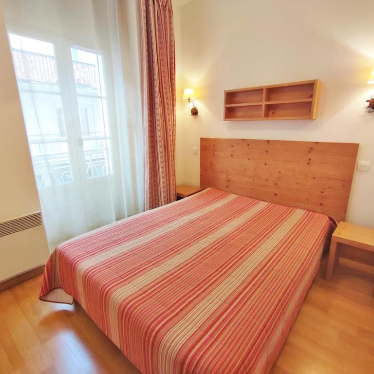 Ostal, T3, centre Luchon, wifi, casier à skis, ascenseur, 6 personnes - Appartement 2 Chambres - 4