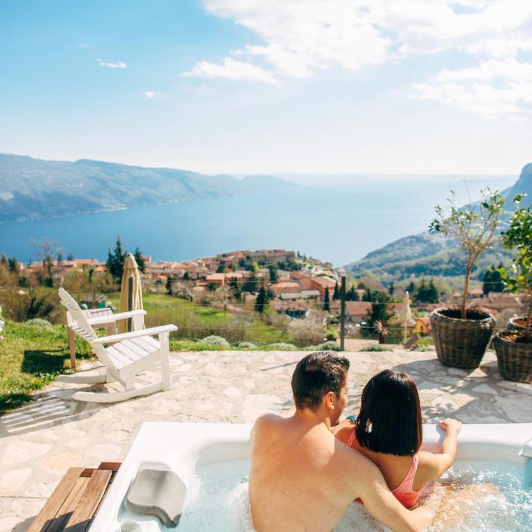 BnB Borgo le Vigne - L'Uva rara Only Adults - Appartamento Deluxe con 2 Camere da Letto e Vista Giardino - 45