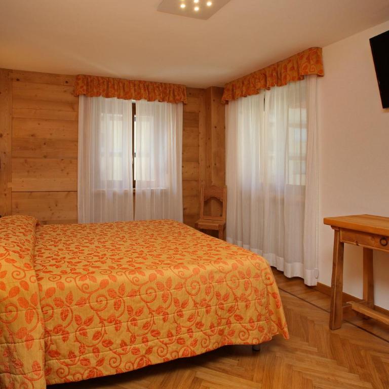 Hotel Biancaneve - Camera Matrimoniale/Doppia con Letti Singoli - 3