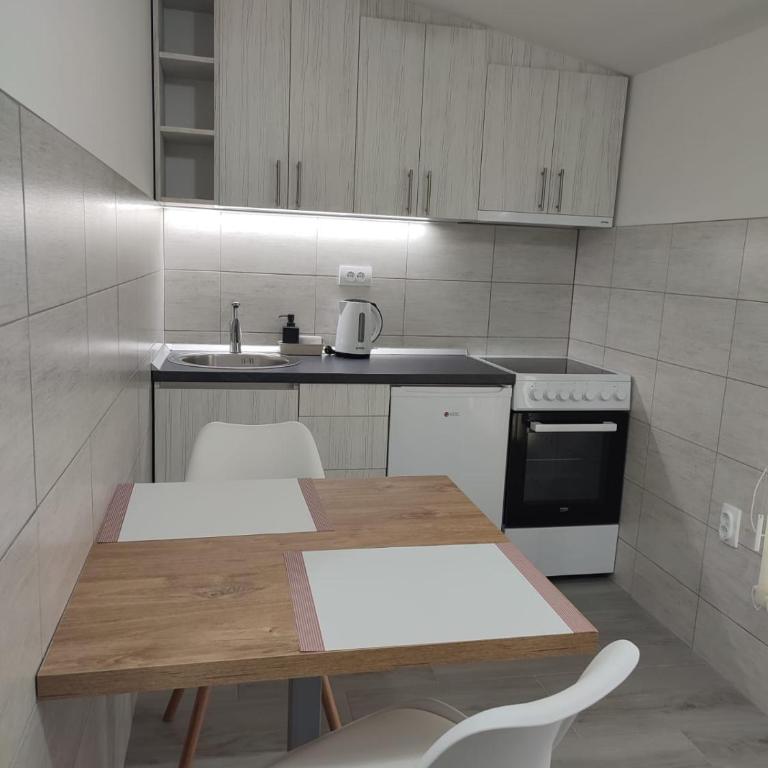 Ana Belgrade Apartments - Apartman - Prizemlje - 2