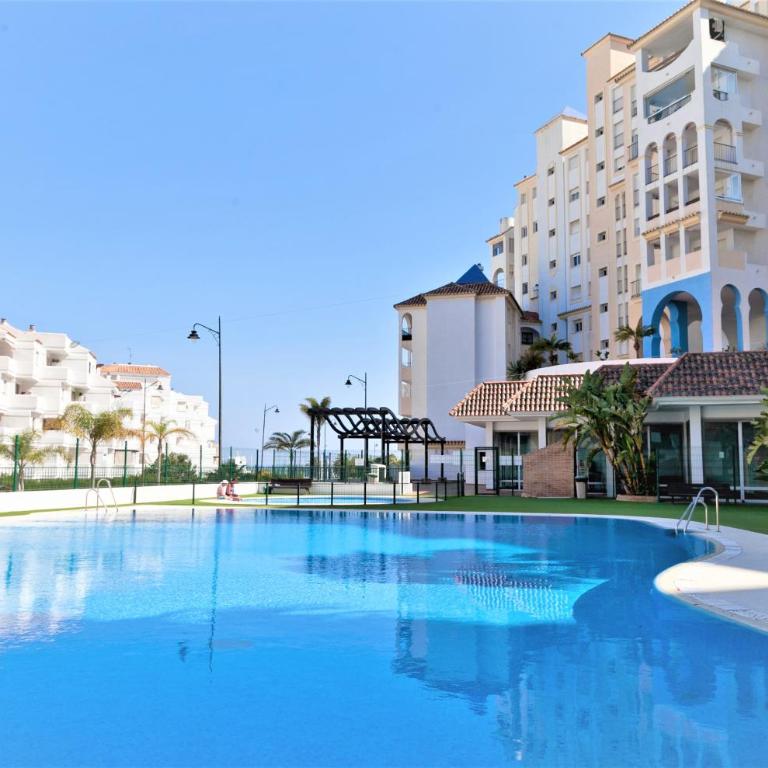 Estepona Port Apartment IRIS - Apartamento de 3 dormitorios - 4
