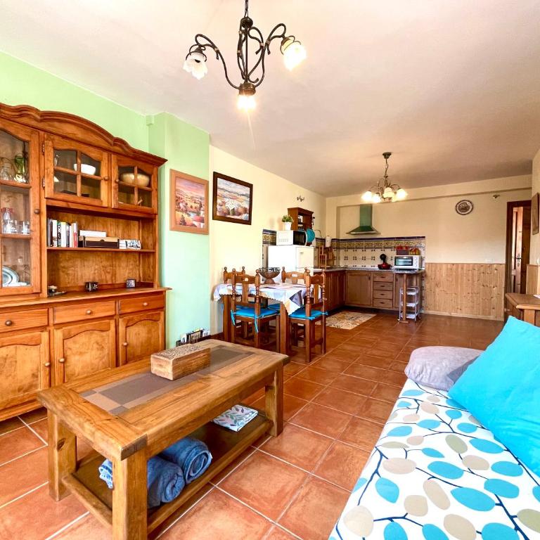 Apartamentos Axarquia , Frigiliana, terraza privada con vistas a la montaña rio y al mar - Apartamento de 1 dormitorio - 60