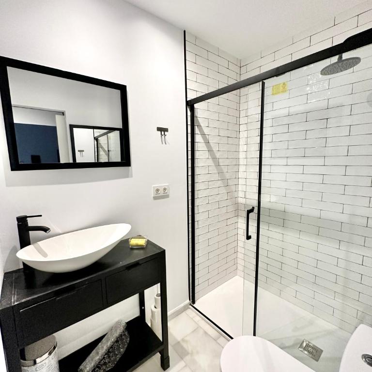 Dreams of Marbella Old Town - Two-Bedroom Apartment - 7