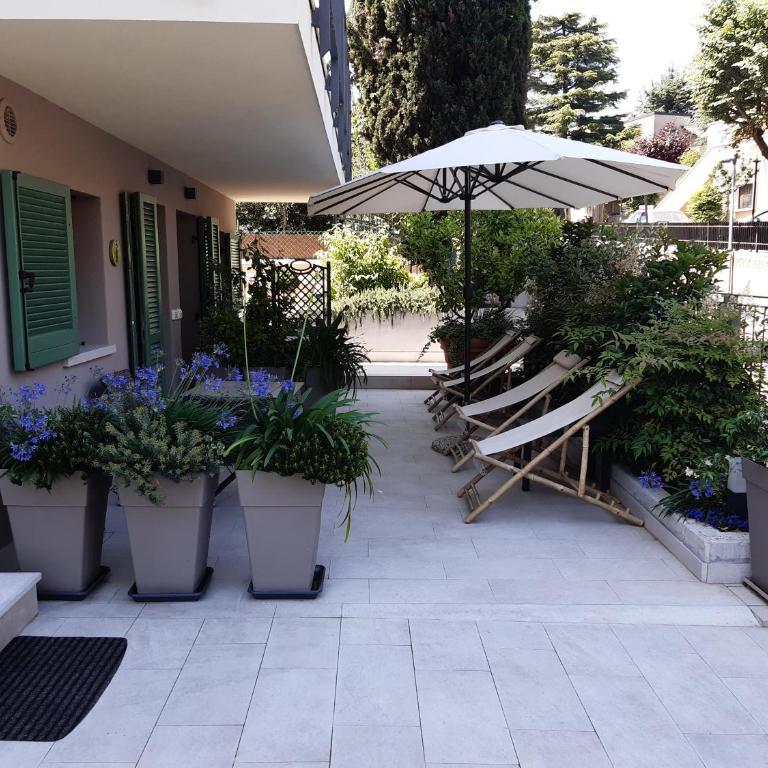 IL NIDO DEGLI USIGNOLI with bikes storage - Camera Matrimoniale con Patio - 6