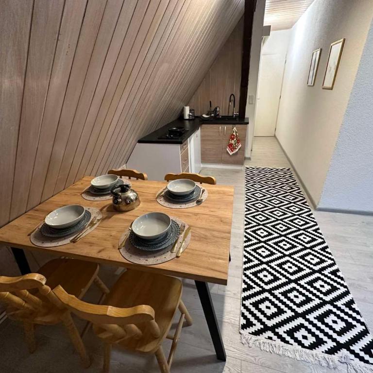 KOTA - Prime Location - One-Bedroom Apartment - 4