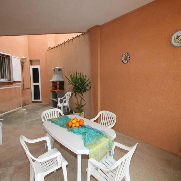 **Casa con piscina, cerca del mar, wifi gratis, aire opcional, mascotas bienvenidas, playa para perros** - ES-184-27 - Casa - 24