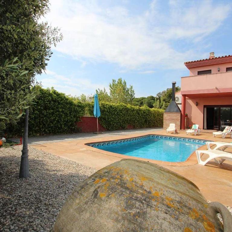 Perfecta para tus vacaciones: Casa con piscina privada, cerca del mar, admite mascotas y wifi gratuito - ES-184-44 - Casa - 8