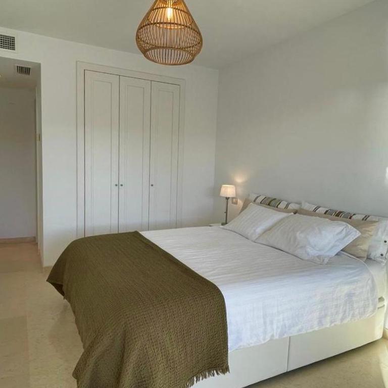 Precioso piso con magnifica vista cerca playa - Two-Bedroom Apartment with Sea View - 10