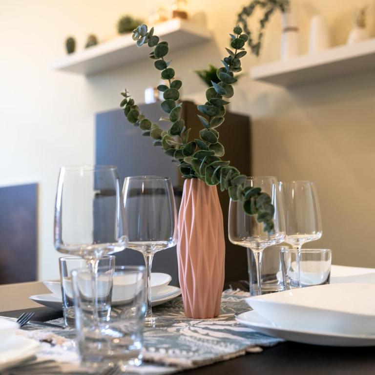 Appartamenti Vista Mole, Centro a 15 min - Luxury Suites & fast WiFi - Appartamento con 2 Camere da Letto - 3