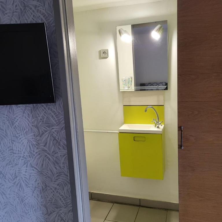 Charmant studio avec terrasse - Appartamento con 1 Camera da Letto - 17