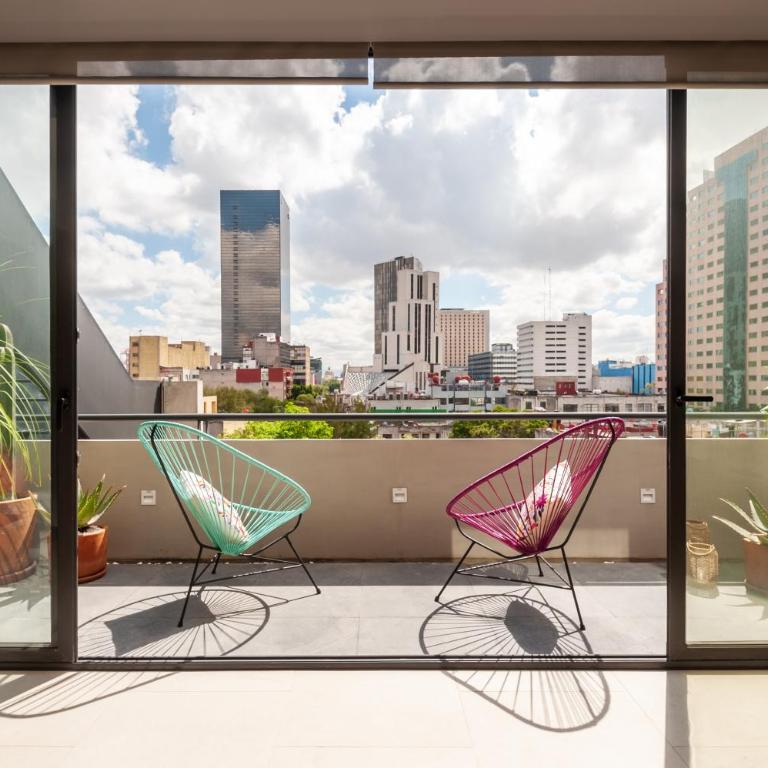 Alcazar Apartments - Apartment with Balcony - 6