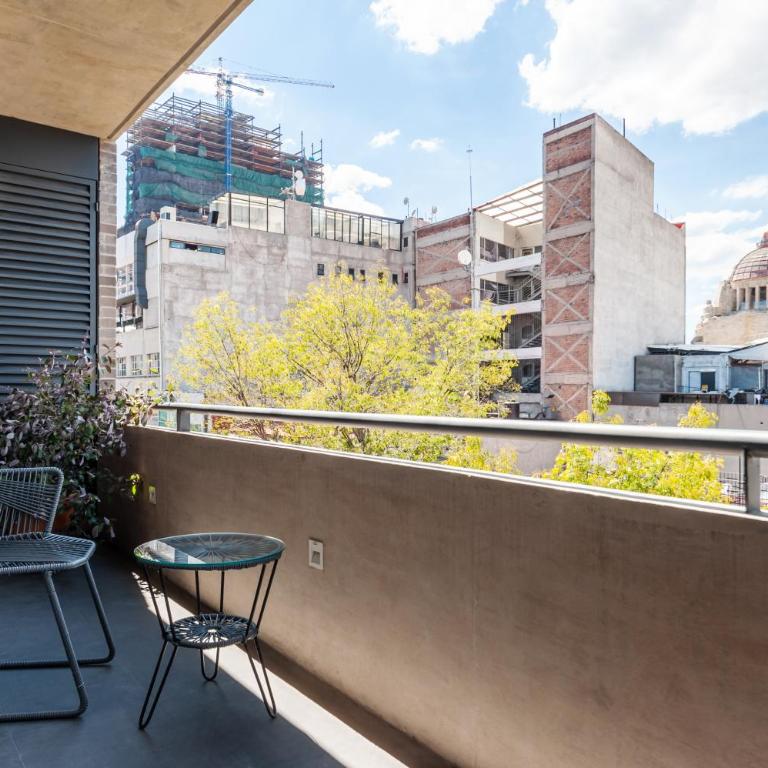 Alcazar Apartments - Studio Apartment - 4