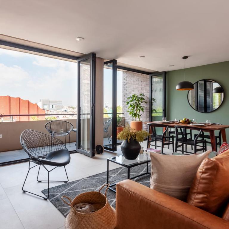 Alcazar Apartments - Studio Apartment - 11