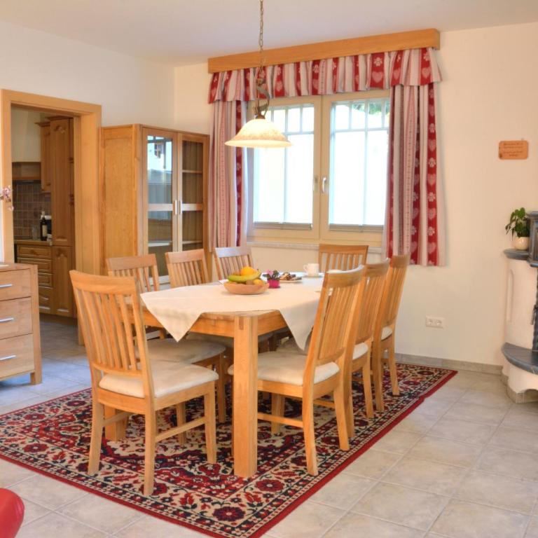 BRUGGER ChaletDorf - Chalet Superior with Private Sauna - 4