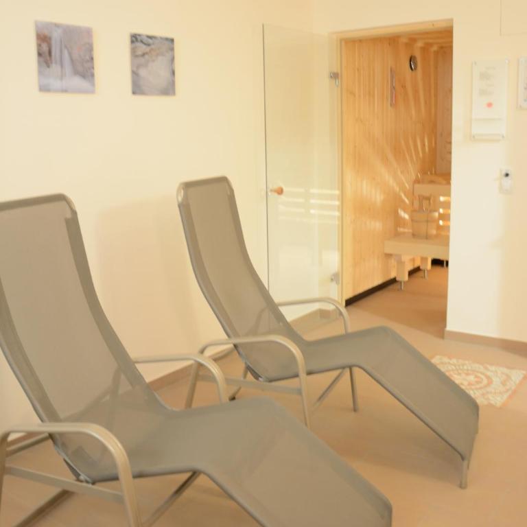 BRUGGER ChaletDorf - Chalet Superior with Private Sauna - 5