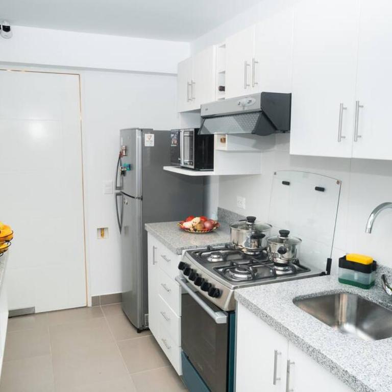Hermoso departamento de 3 habitaciones - Three-Bedroom Apartment - 20