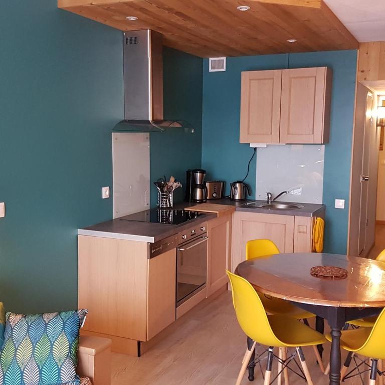 Studio rénové avec balcon, proche centre, wifi gratuit - FR-1-346-534 - Studio - 1