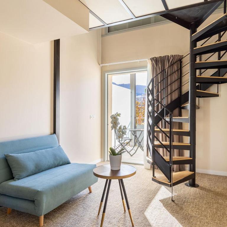 Best Western Hotel & SPA Coeur De Cassis - Chambre Lit Queen-Size Familiale en Duplex avec Canapé-Lit - 2