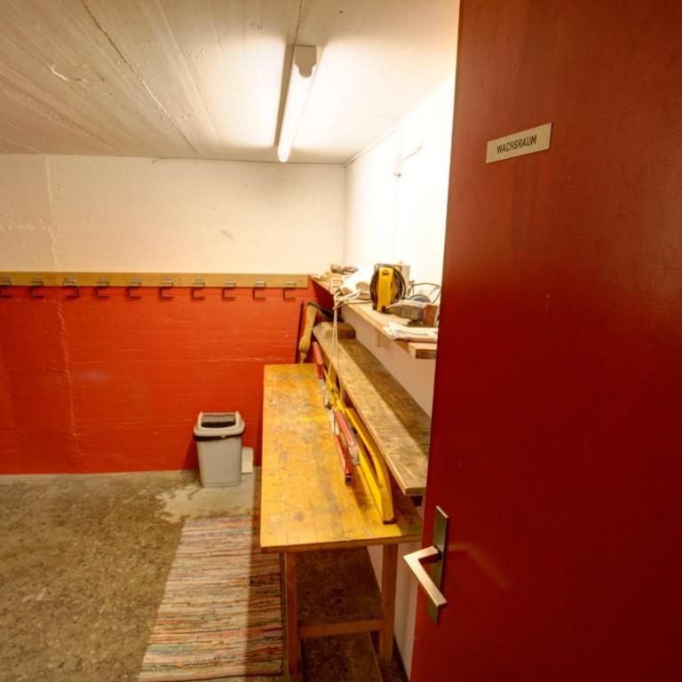 Chesa Munteratsch 2-Zimmerwohnung 101 Typ E - Apartment mit Seeblick - 56