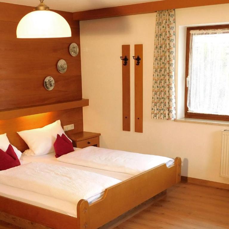 Hotel-Gasthof-Sonneck - Budget Doppel-/Zweibettzimmer - 3