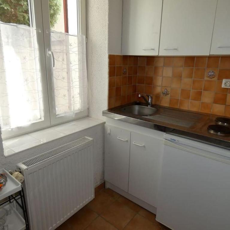 Appartement calme dans quartier résidentiel. - Appartement 1 Chambre - 4