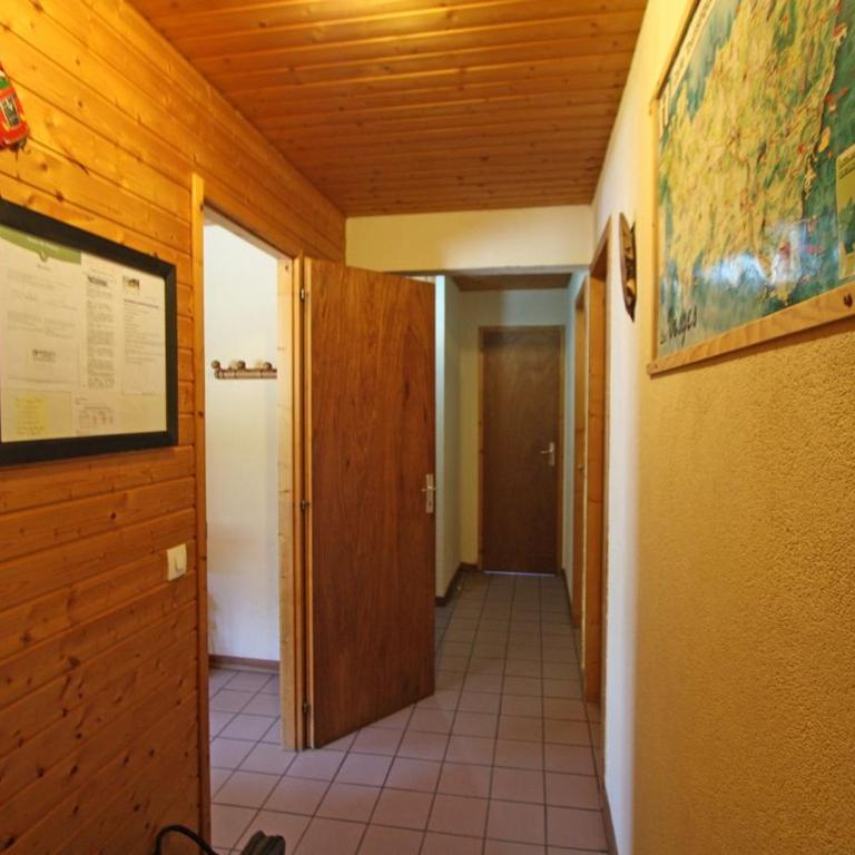 Chalet Confortable à La Bresse, Proche Ski, Wifi, Animaux Acceptés - FR-1-589-130 - Maison de Vacances (4 Adultes) - 2