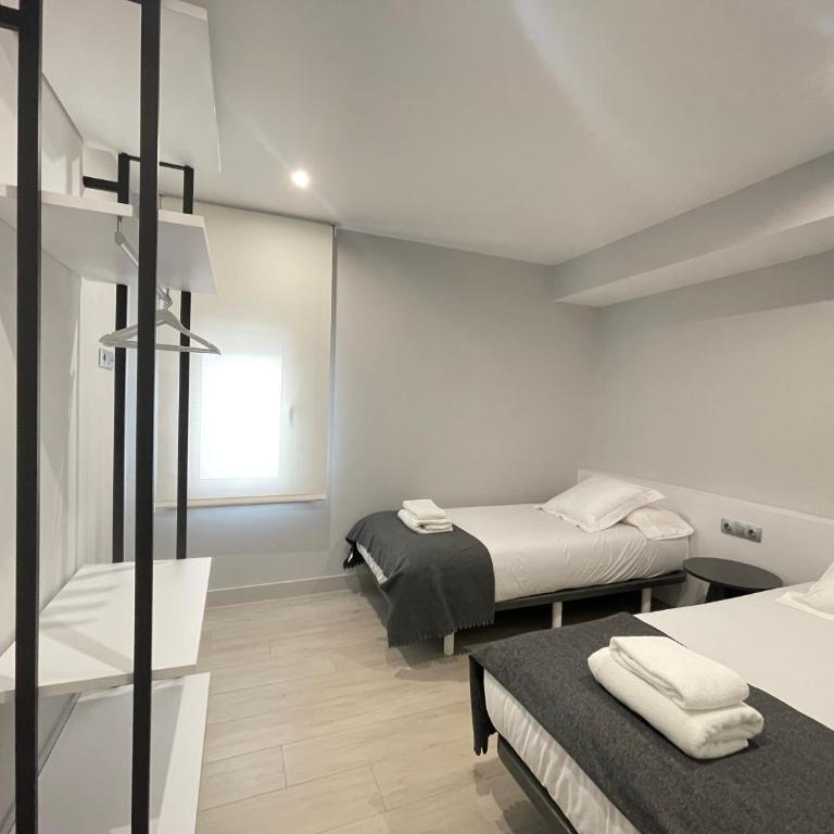 Apartaments Voramar Roses - Apartment with Sea View - 23