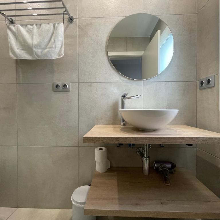 Apartaments Voramar Roses - Apartment with Sea View - 26