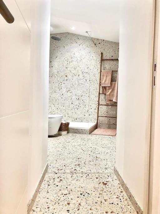 Bienvenue à la Galerie des Sablons - Appartement 2 Chambres - 15