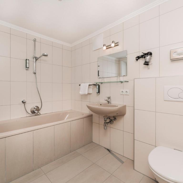 Berghotel-Gasthof Gstrein - Doppelzimmer - 7