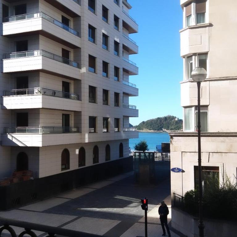 Apartamento agradable con balcón frente a la playa de La Concha - Marina 1 - Apartamento de 1 dormitorio - 25