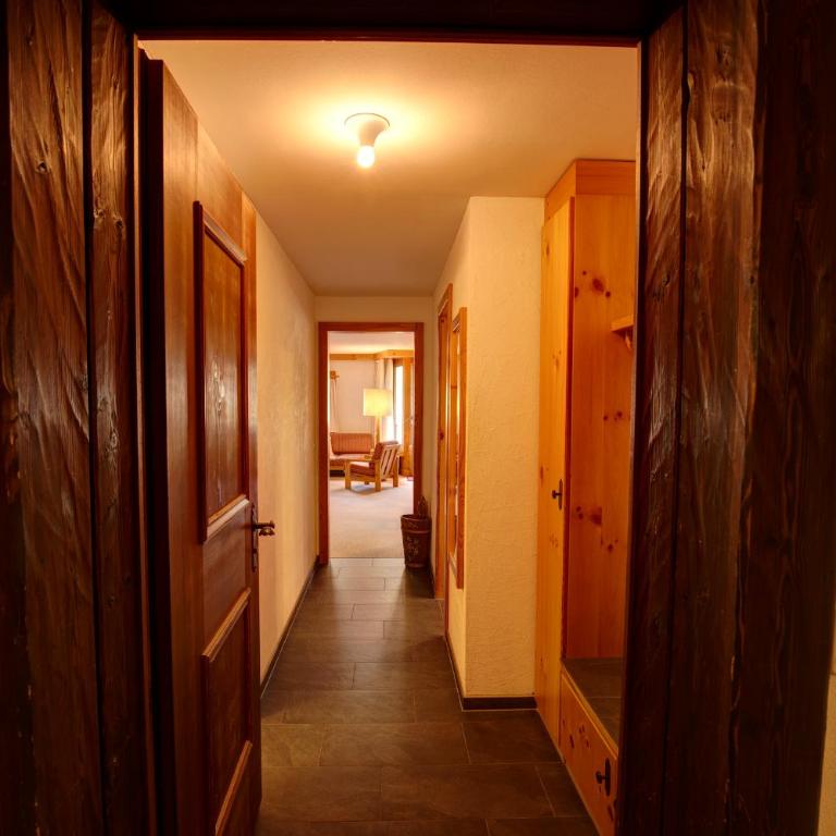 Chesa Munteratsch 1 1 2 Zimmewohnung 104 Typ D - Apartment mit Seeblick - 22